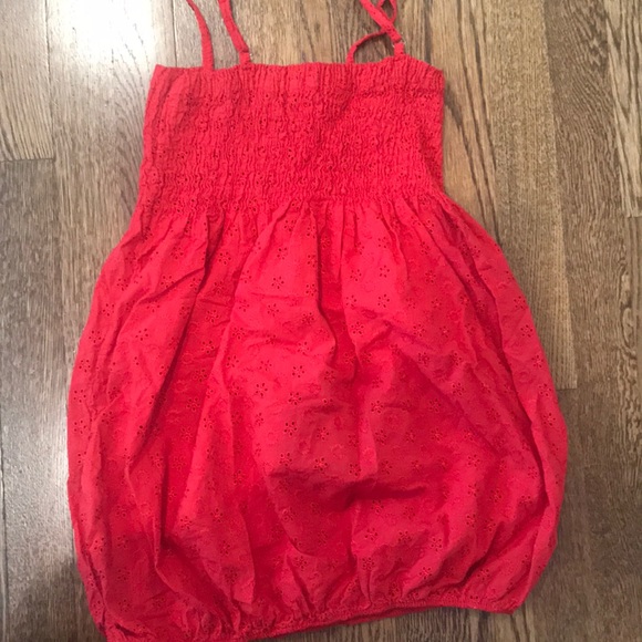 Red Eyelet Tank with Adjustable Straps - Picture 4 of 6